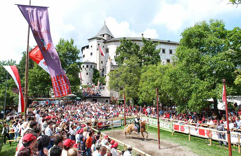 Cavalcata di Oswald von Wolkenstein
