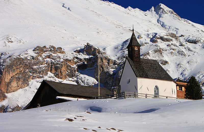 La Chiesetta Zallinger e il Rifugio Zallinger